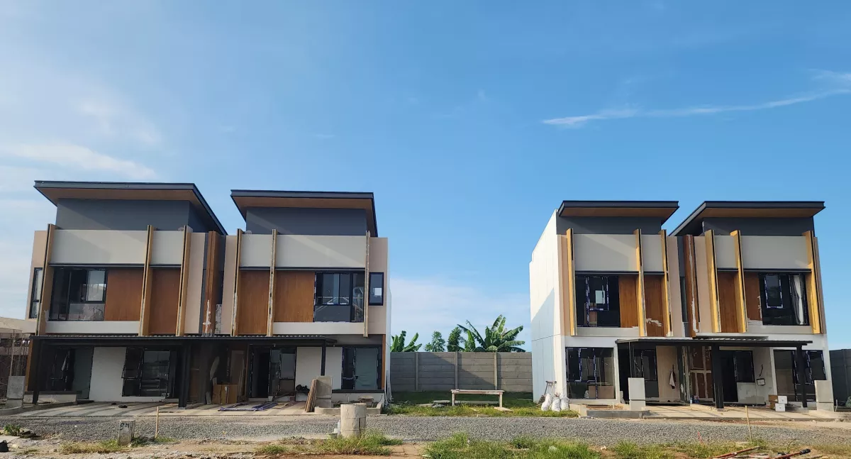 Rumah Asthara Skyfront City